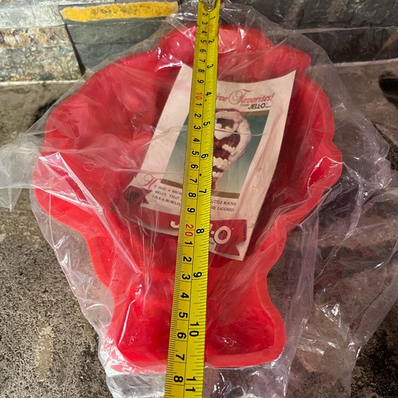 Vintage Holiday Holly Christmas Jello Molds Set of 2 Tree & Santa Claus Plastic - Picture 2 of 10